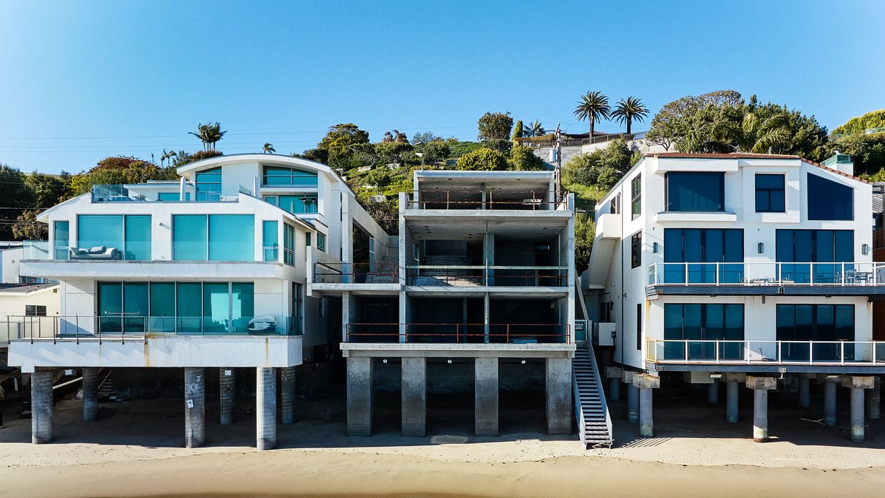 Tadao Ando Masterpiece to Concrete Shell: Kanye West's Gutting Lawsuit